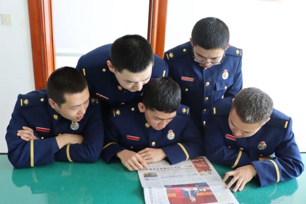 华语乐坛热门乐队,每人一首代表作,哪首歌你听哭了?